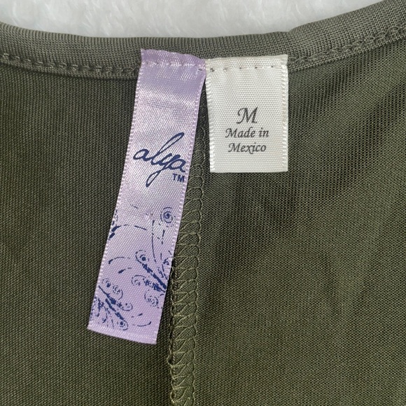 NWOT Alya Olive Green Dress Size M - Picture 4 of 5